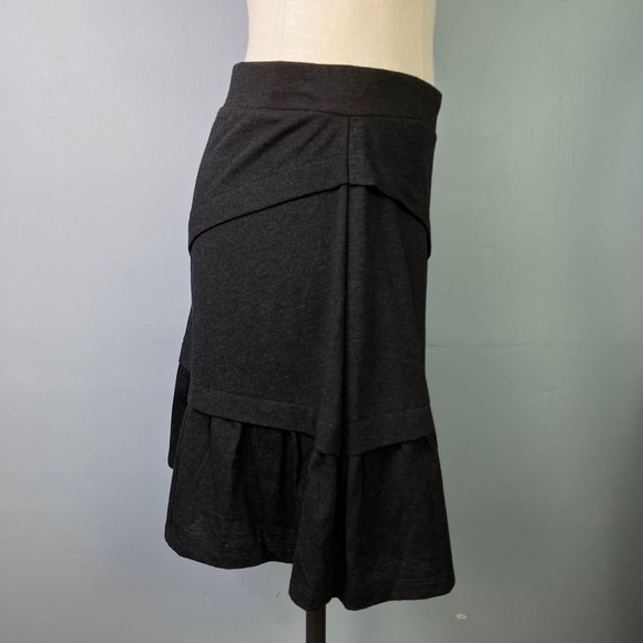 prAna Leah Asymmetrical Ruffle Wool Blend Dark Heathered Gray Mini Skirt Size S - Picture 2 of 14